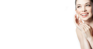 Quale legame tra pelle e tiroide? Risponde l’esperto